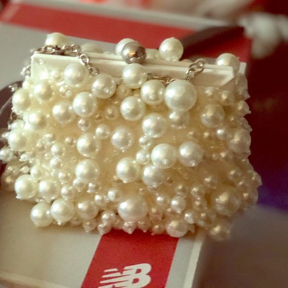 Don’t go anywhere to use it - Picture 1 of 2